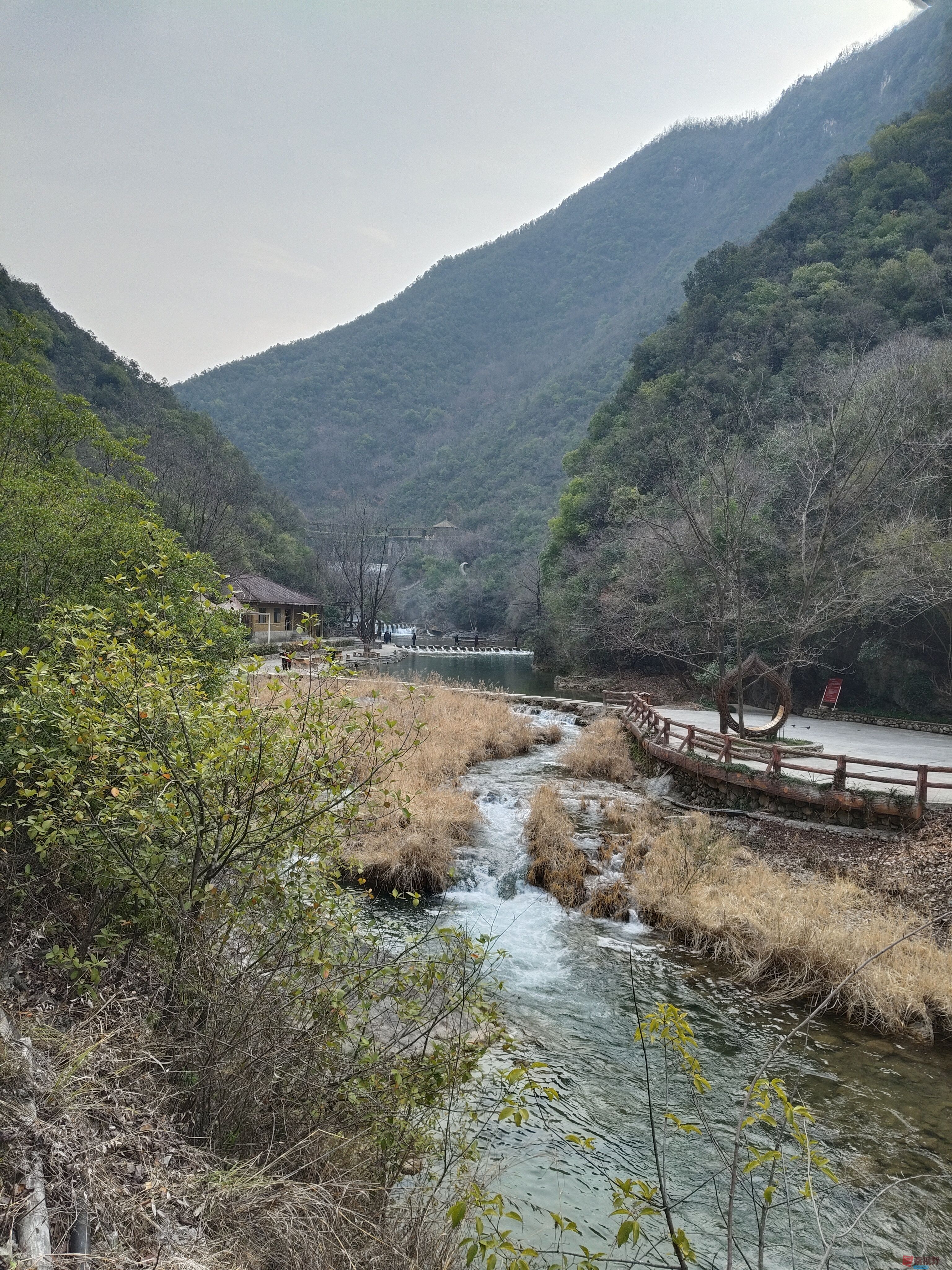 山清水秀五龙河的春景【摄影铜川吕卫东】