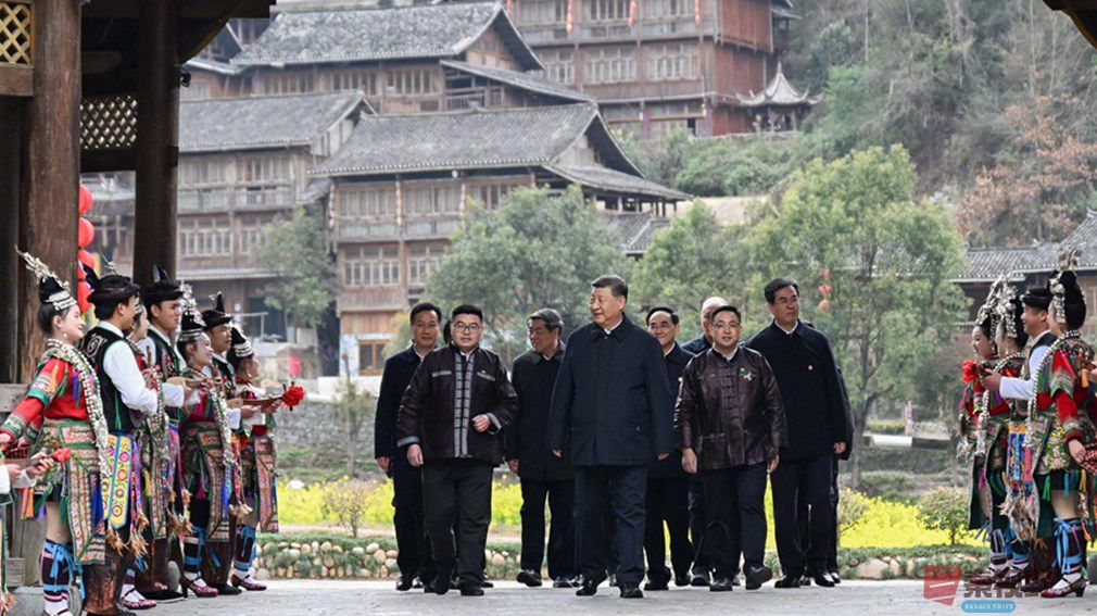 习近平：解放思想改革创新奋发进取真抓实干   在中国式现代化