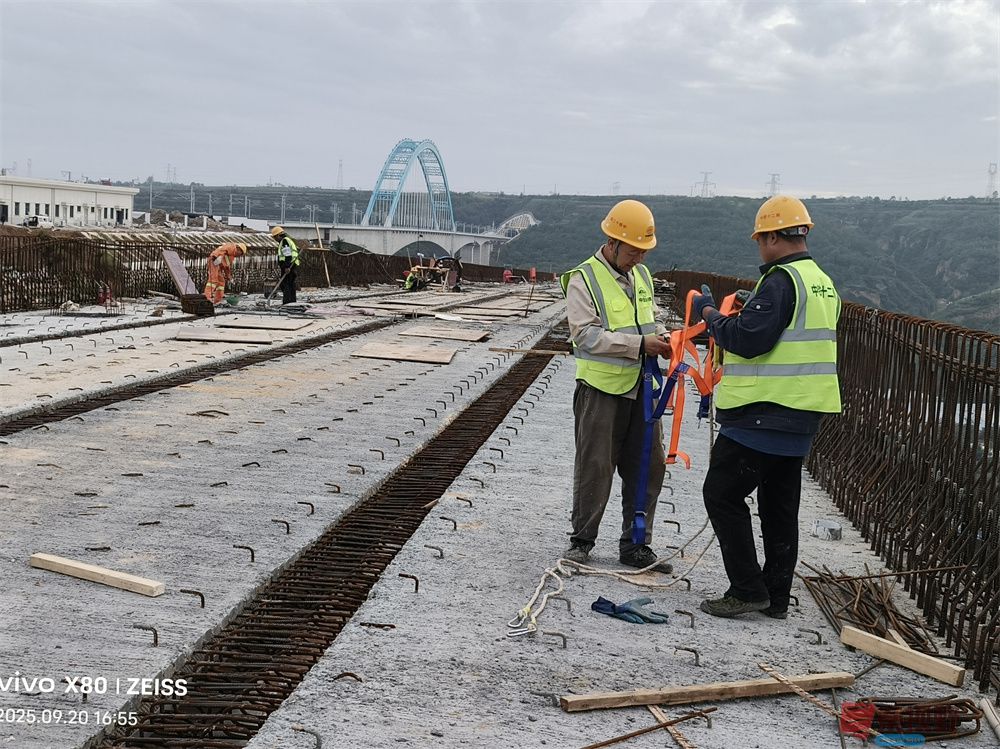 杨翠云压缩_20250921222302_854_370 (8).jpg