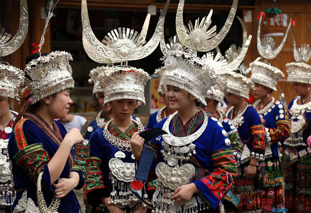 <strong>民族风情【摄影寇群利】</strong>