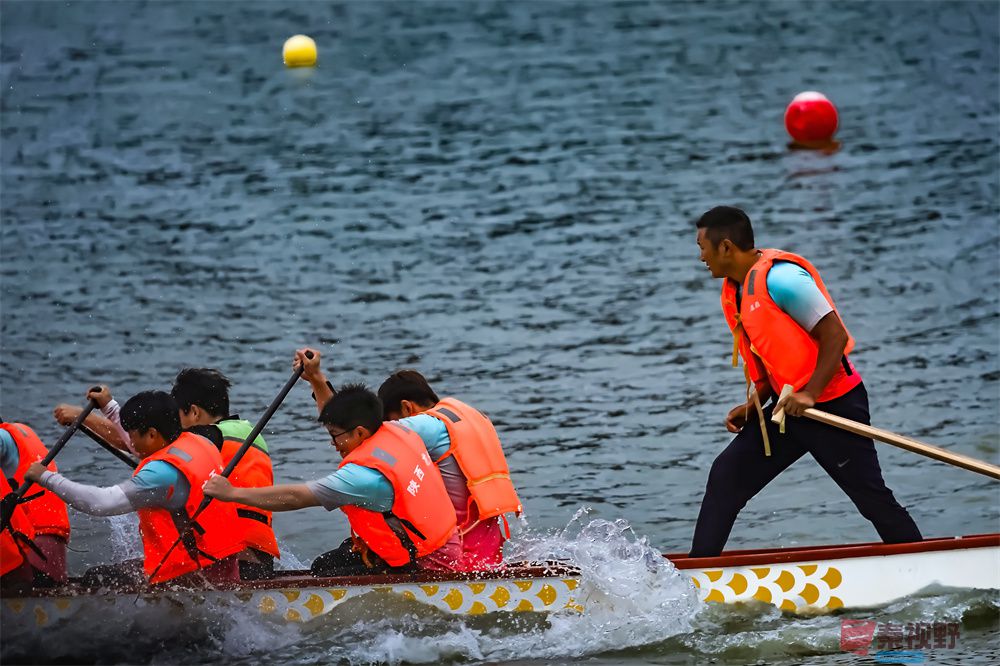 百舸争流【摄影陈耀杰】