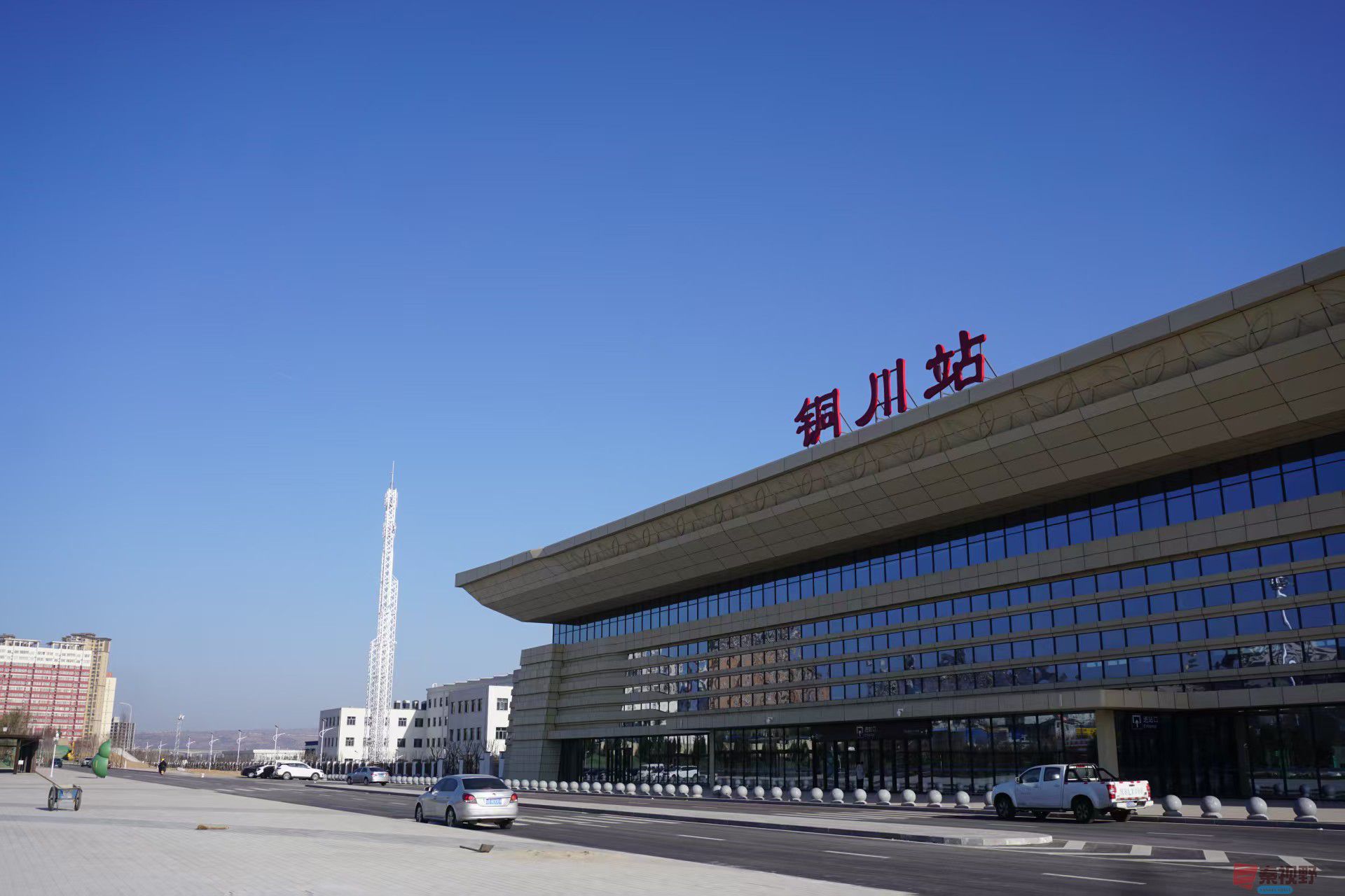 孙宏伟西延高铁铜川站_20251215092316_129_469 (3).jpg