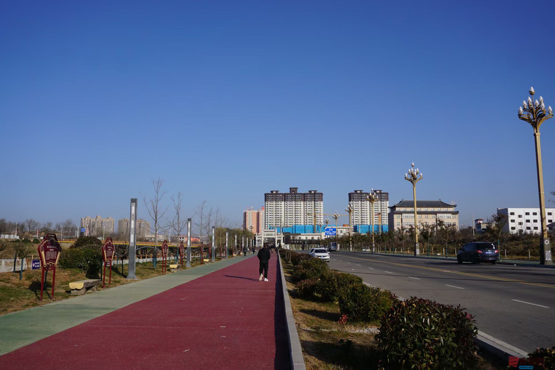 孙宏伟西延高铁铜川站_20251215092316_129_469 (7).jpg