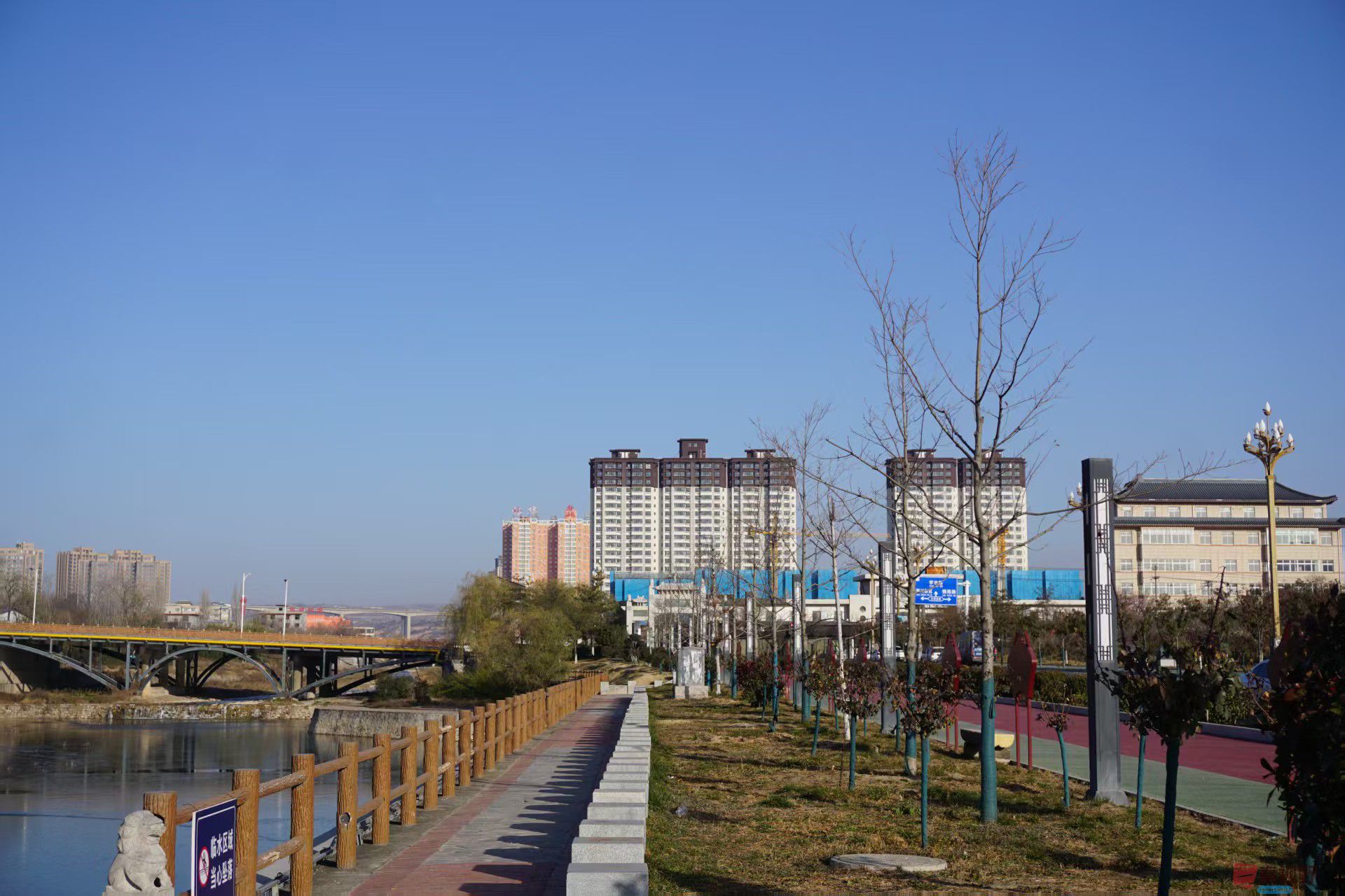 孙宏伟冬日里耀州区沮河_20251215092327_141_469 (8).jpg