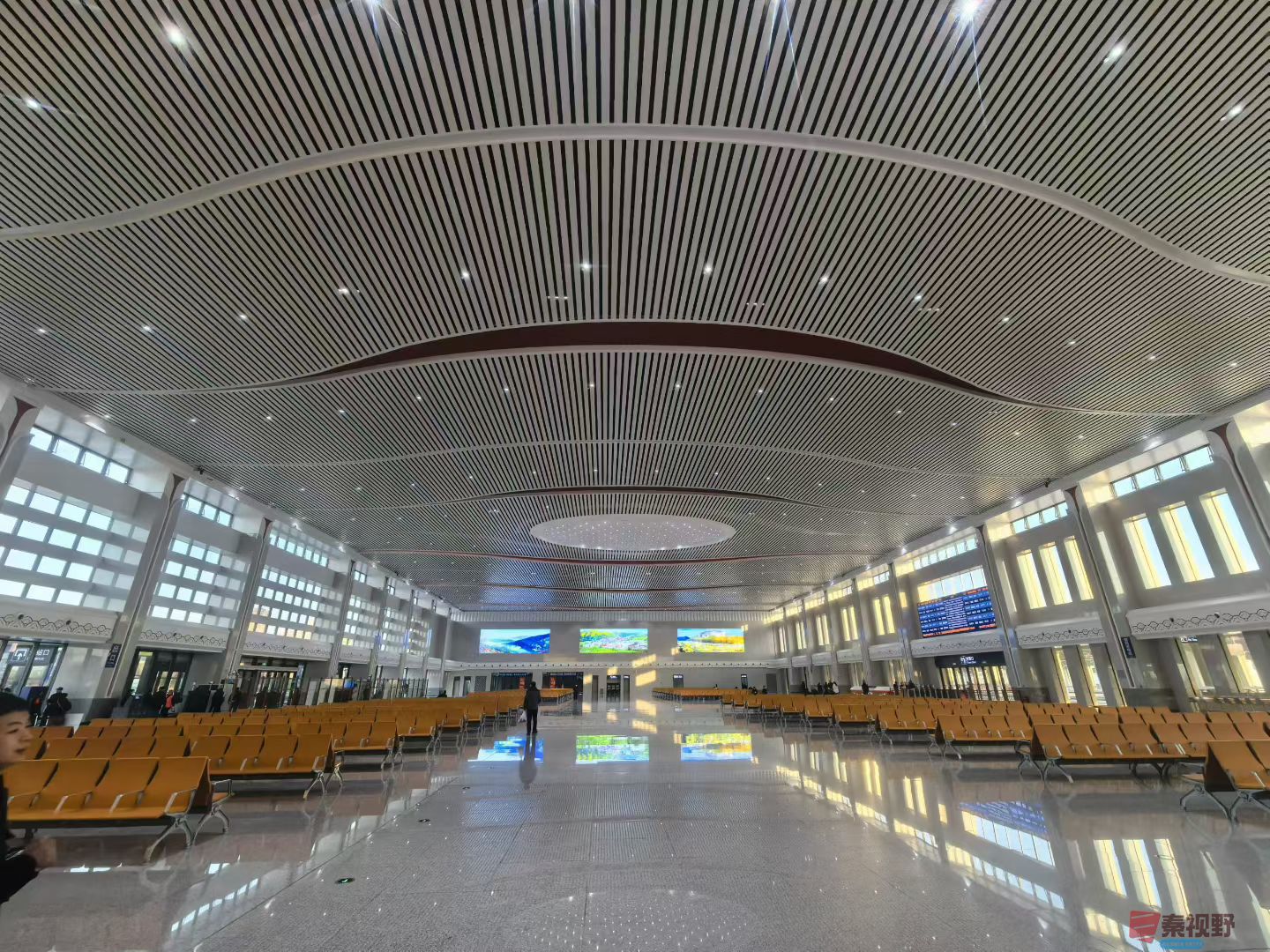 绿海雪塬_20251226200521_3537_104 (3).jpg