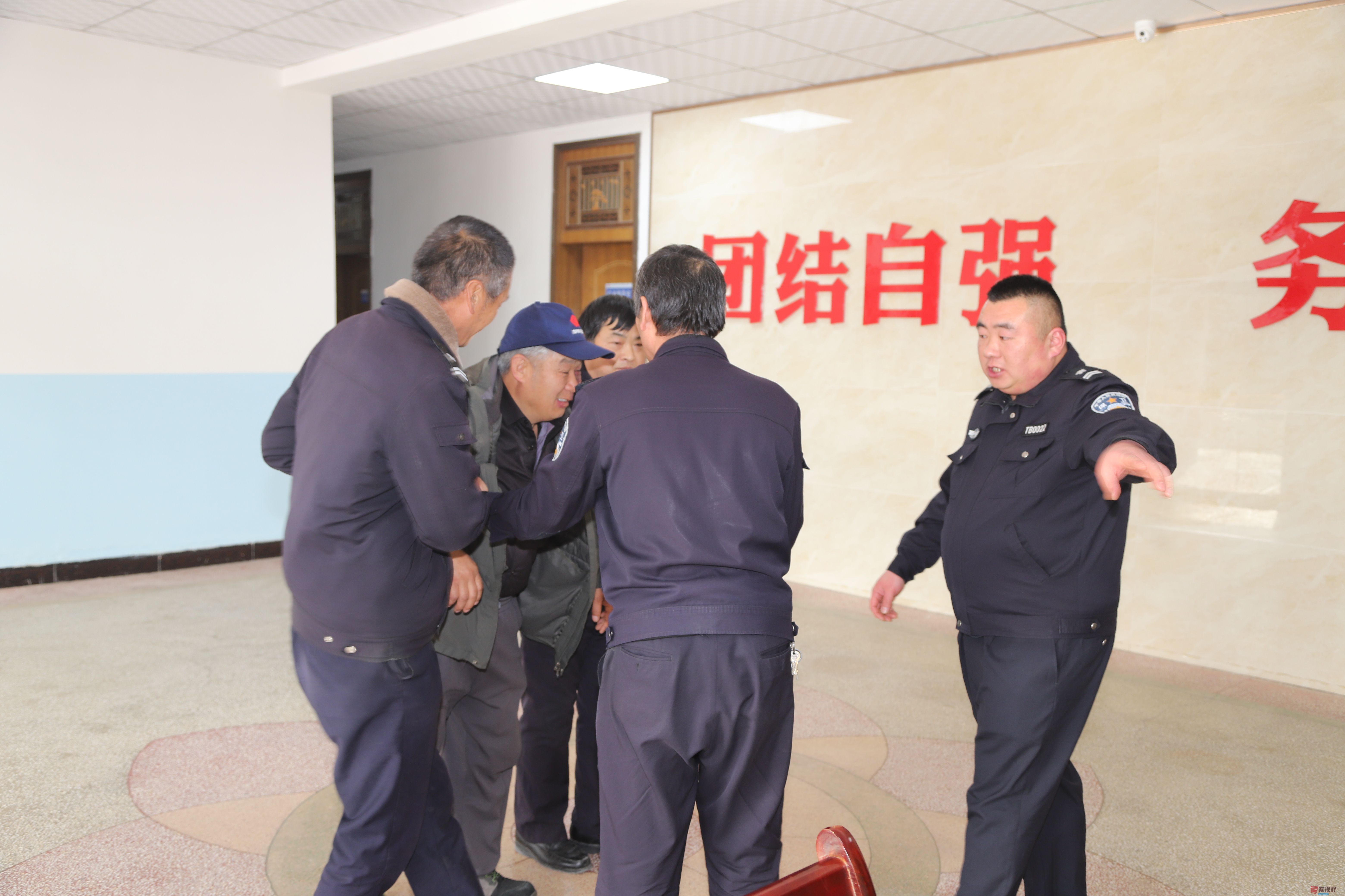 陕西铜川鸭口煤矿有限责任公司：  应急处突演练  筑牢安全防线 